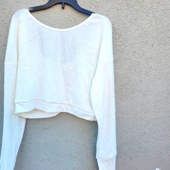 Long Sleeve Crop Top For Girls Size L - Picture 14 of 16